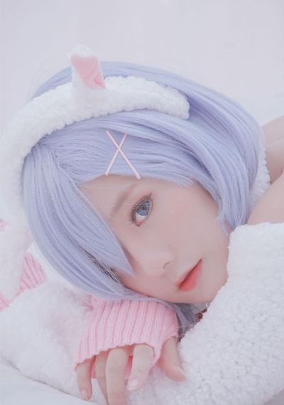 扒开美女下面进去