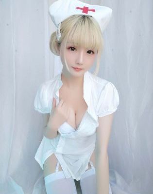 玫瑰冠冕短剧免费观看