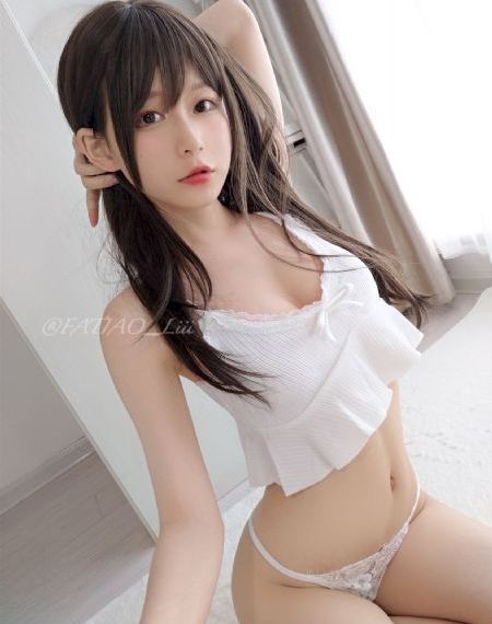 漂亮的保姆免费